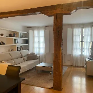 https://bonito-y-acogedor-junto-a-plaza-unamuno.bilbaohotelsspain.com